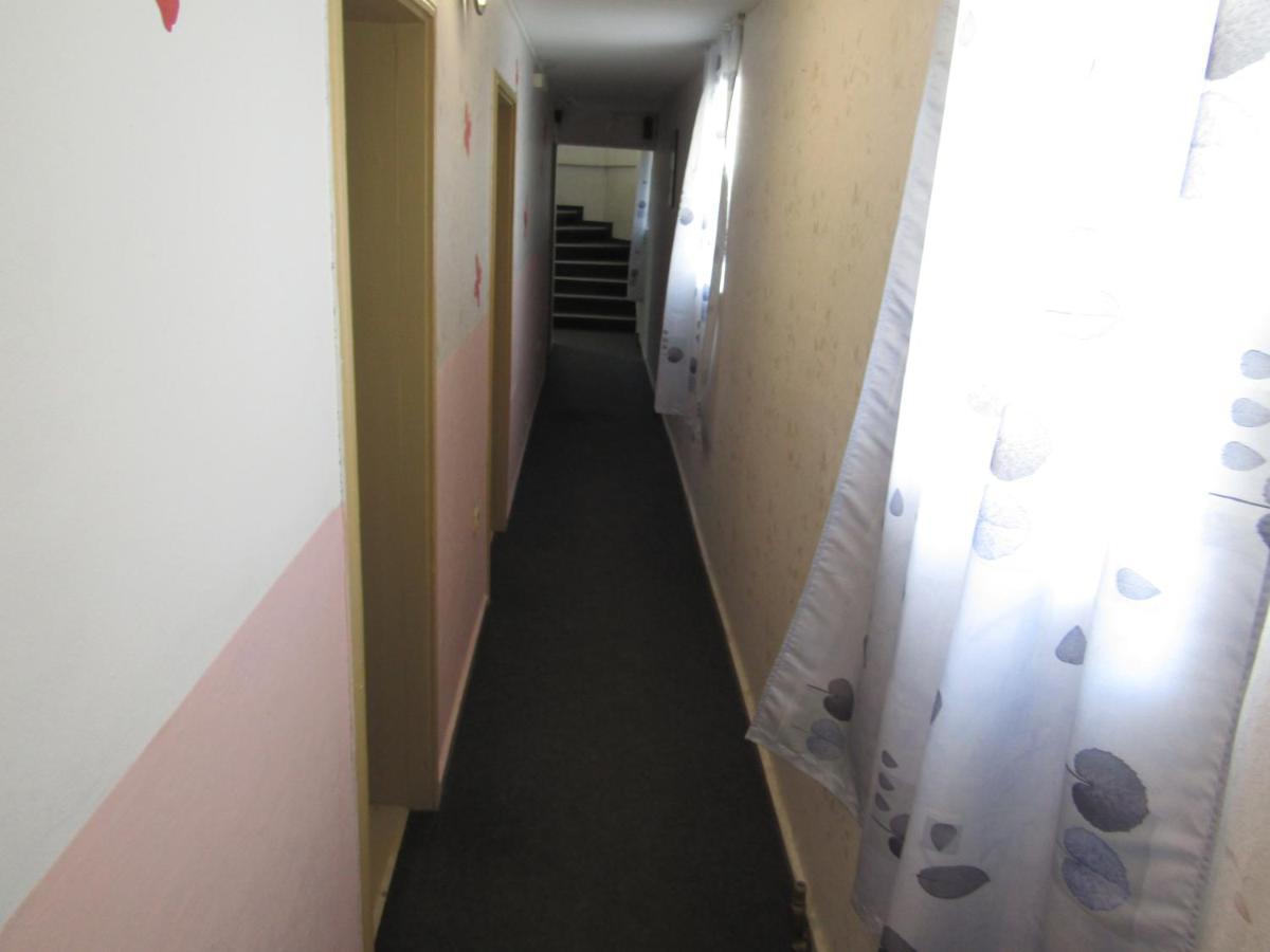 Hostel Papagal Varna ภายนอก รูปภาพ