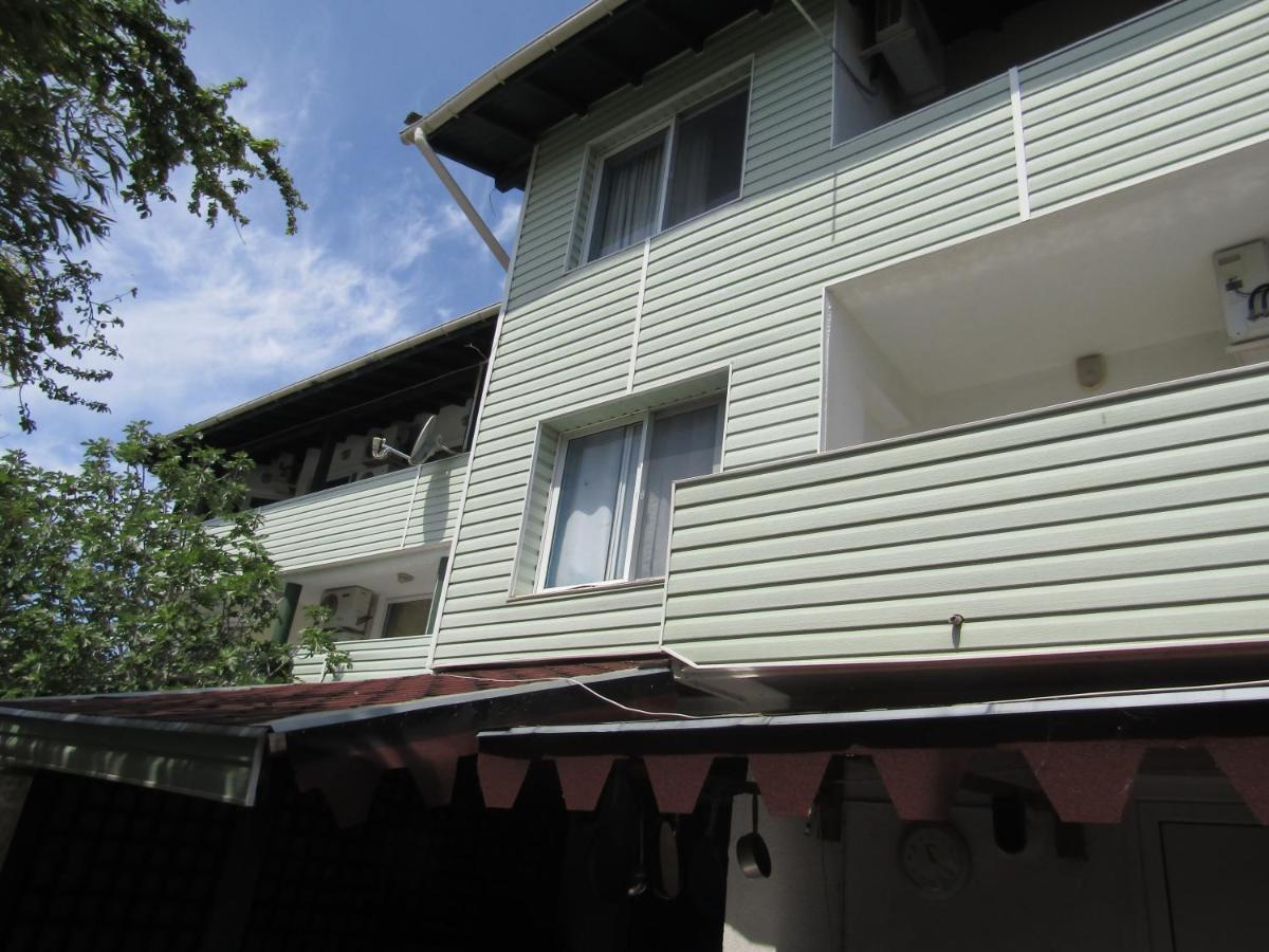 Hostel Papagal Varna ภายนอก รูปภาพ