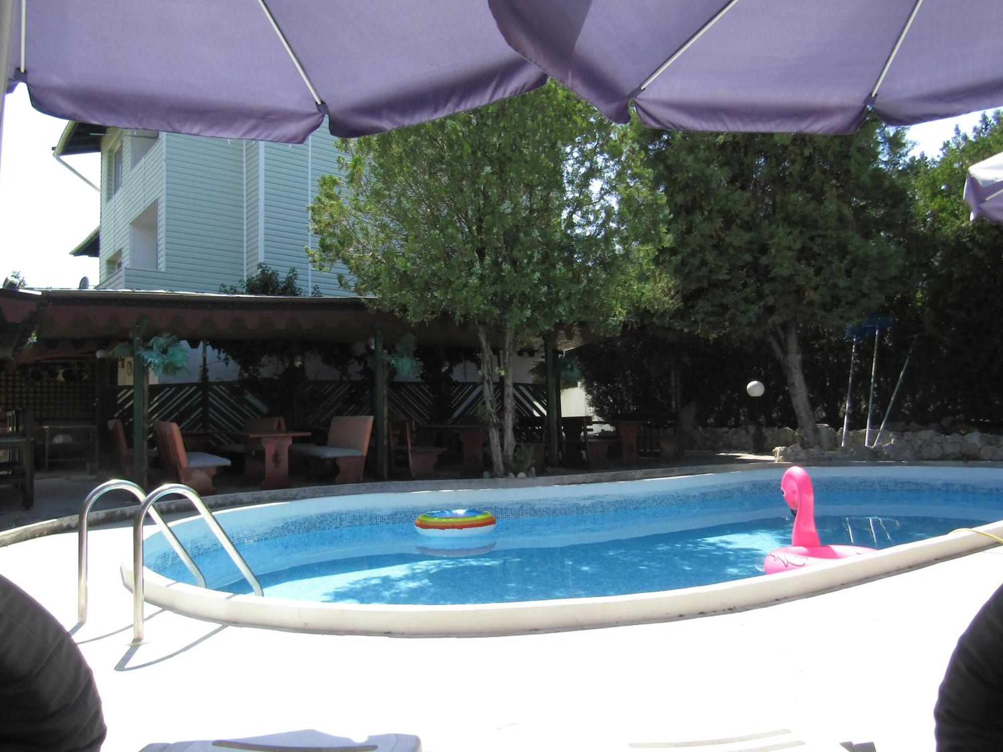 Hostel Papagal Varna ภายนอก รูปภาพ