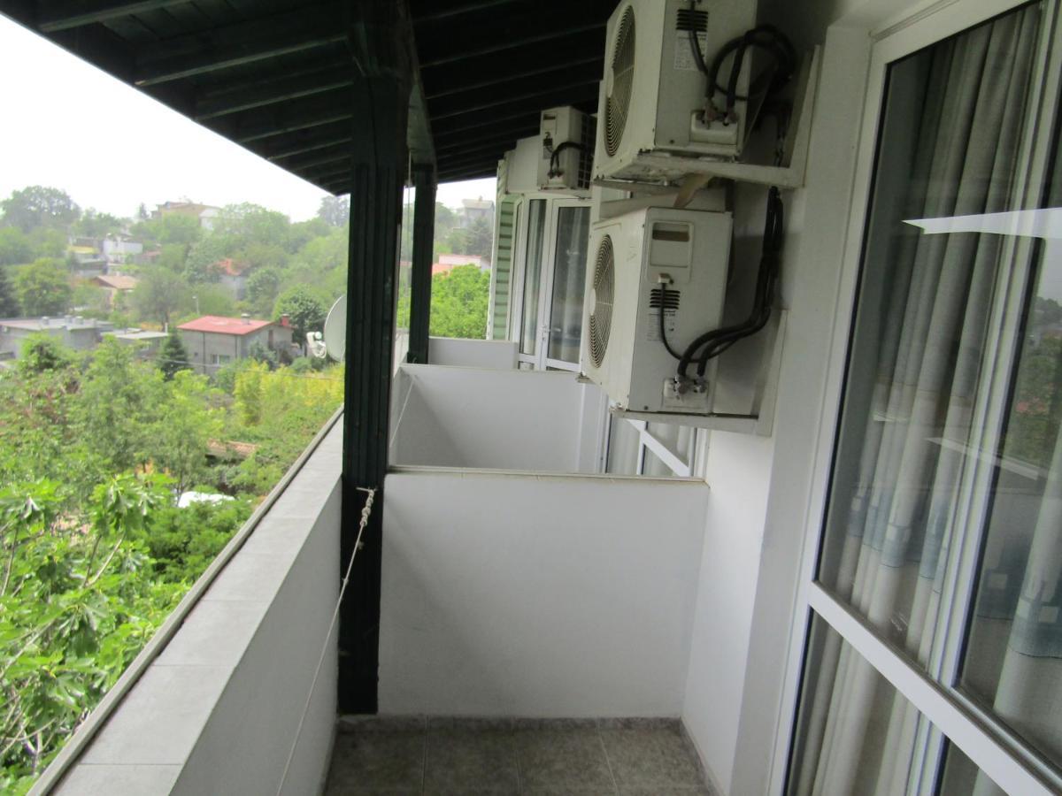 Hostel Papagal Varna ภายนอก รูปภาพ